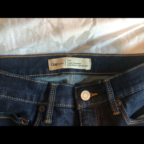 Gap petite jeans - never worn - Picture 3 of 3